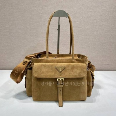 프*다 1BG596 익스플로러 토트백 미듐