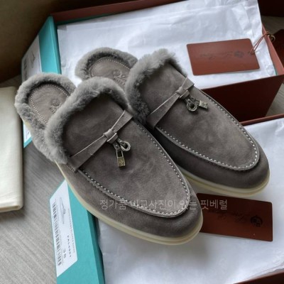 로*피아나 바부슈 참스 워크 뮬