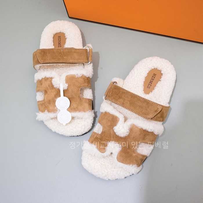 [국내배송] 에*메스 시프레 시어링 샌들