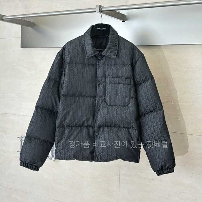 [국내배송] 디* D197 오블리크 자카드 구스 다운 오버셔츠 패딩