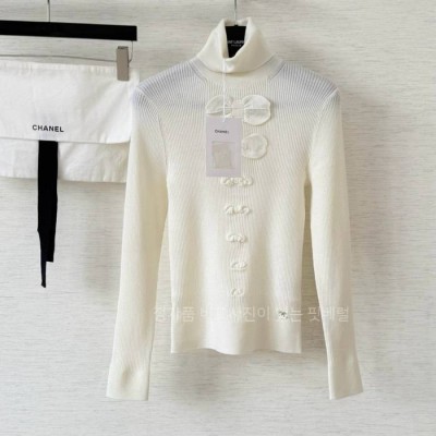 샤* CC 리본 하이넥 니트