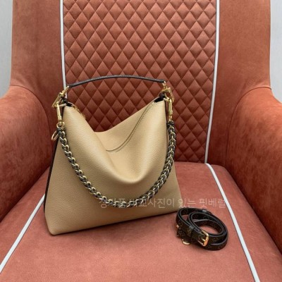 루*비통 M28029 멀티패스