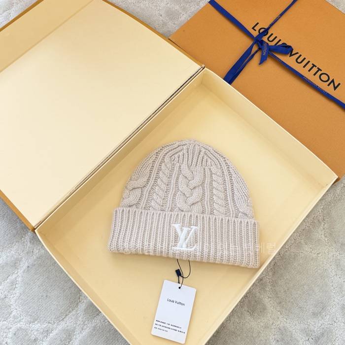 루*비통 온리 LV 미니 케이블 비니