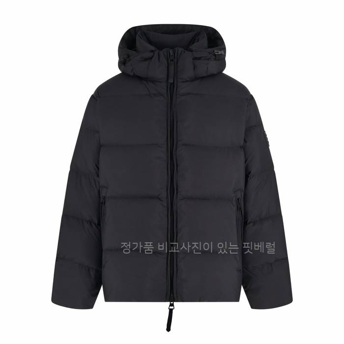 버*리 로고 다운 패딩