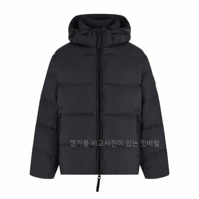 버*리 로고 다운 패딩