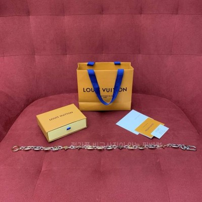 루*비통 M03122 LV 세일러 체인 벨트