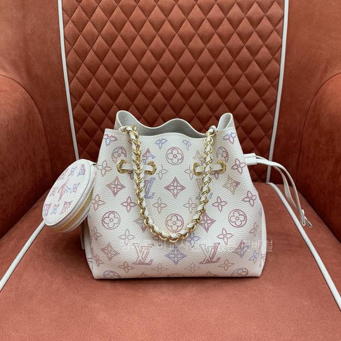 루*비통 M15114 벨라