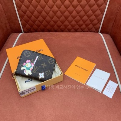 루*비통 M12210 지피 코인 퍼스