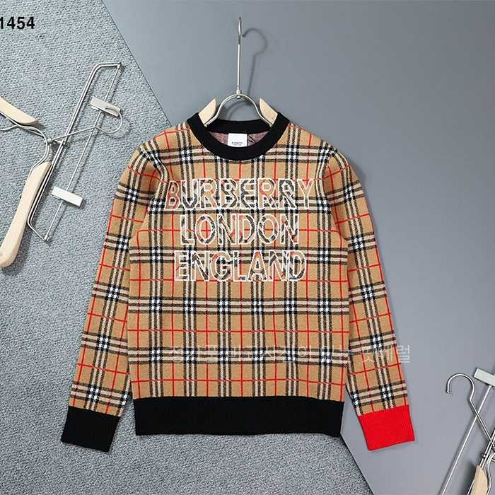 [국내배송] 버*리 빈티지 체크 로고 라운드 니트