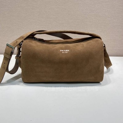 프*다 2VH194 스웨이드 숄더백