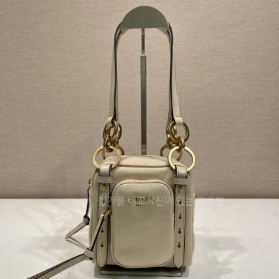 프*다 1BB137 댕글 가죽 핸드백 미니