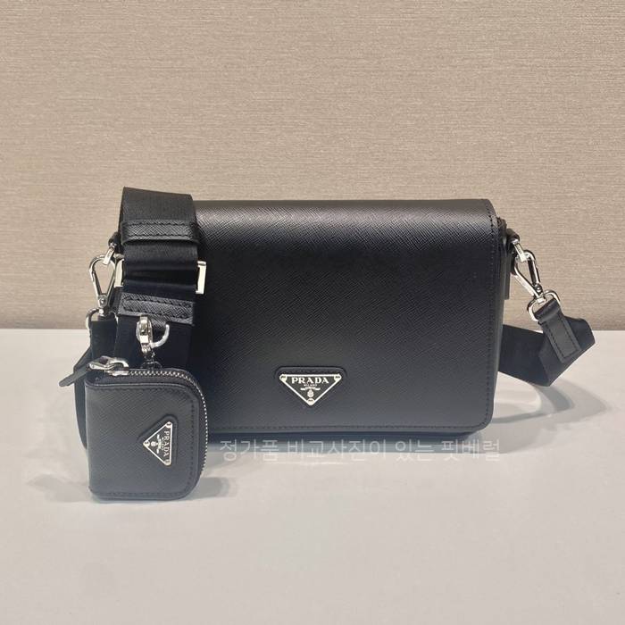 프*다 2VD059 사피아노 레더 숄더백