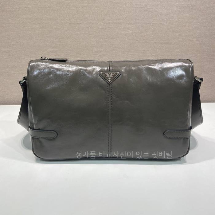 프*다 2VH187 가죽 숄더백