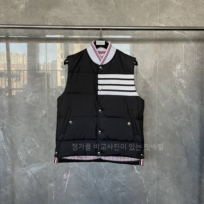 톰*라운 매트 나일론 패딩 조끼