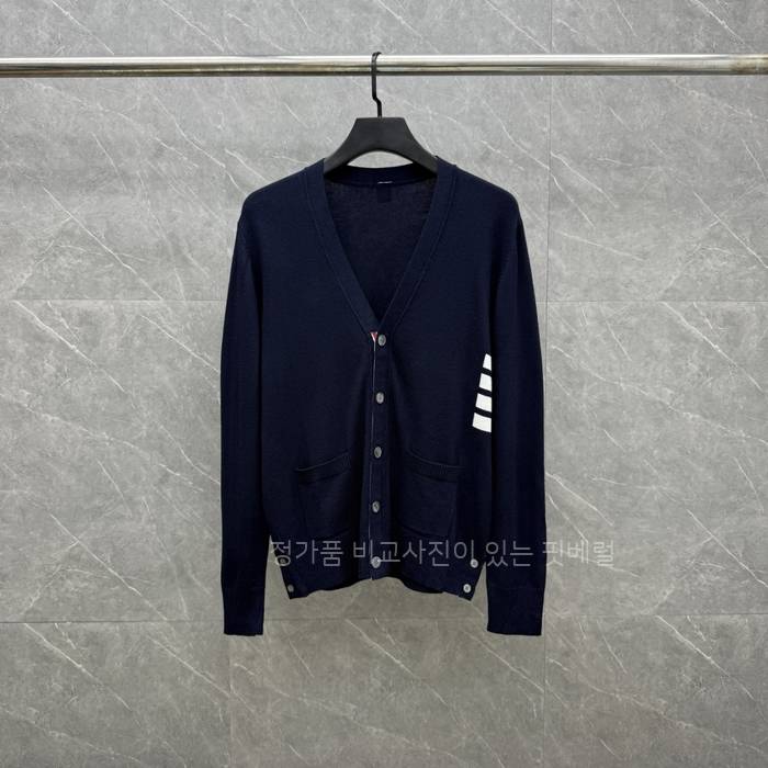 톰*라운 4-바 사선 가디건