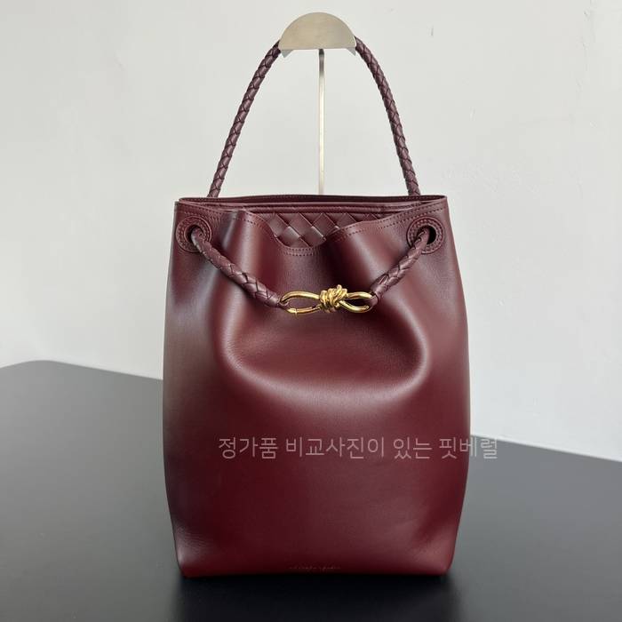 보*가베네타 844169 안디아모 버킷백