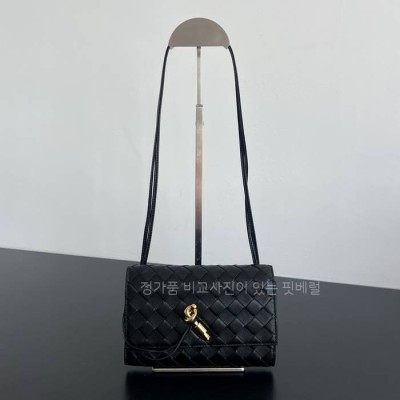 보*가베네타 836940 안디아모 파우치 크로스백