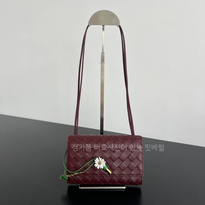 보*가베네타 838870 안디아모 데이지 파우치 크로스백