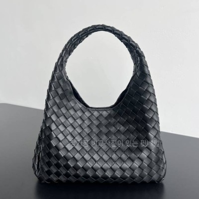 보*가베네타 844249 캄파나 숄더백 미듐