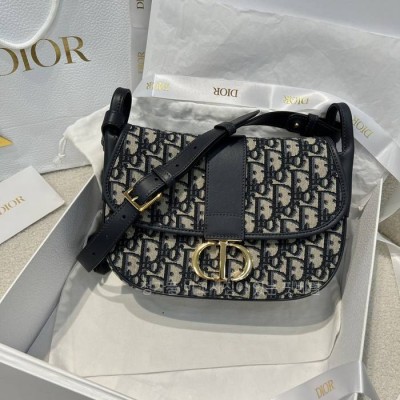 디* 30 몽테인 메신저백 미듐