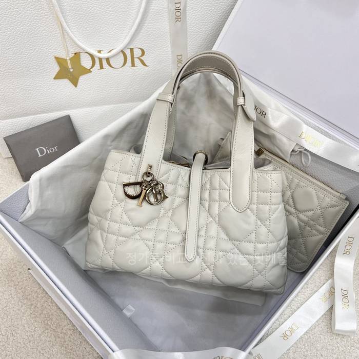 디* 뚜주흐백 스몰