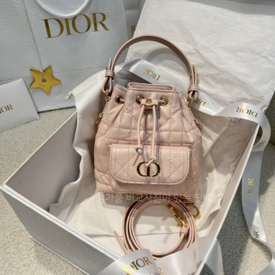 디* 카로 나노 버킷백