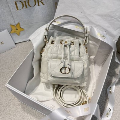 디* 카로 나노 버킷백