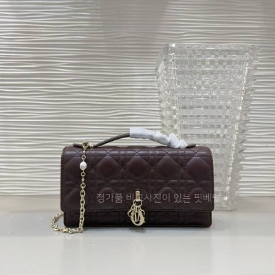 디* 미스백 미니