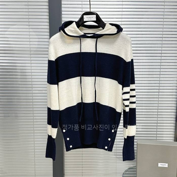 톰*라운 4-바 스트라이프 울 니트 후드