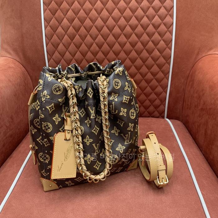 루*비통 M28103 노에 트렁크