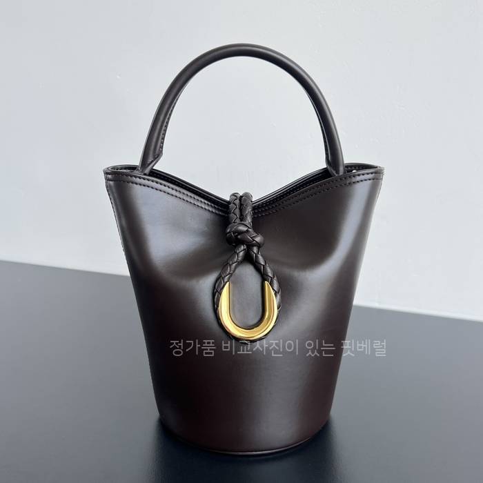 보*가베네타 815244 리베르타 버킷백 스몰