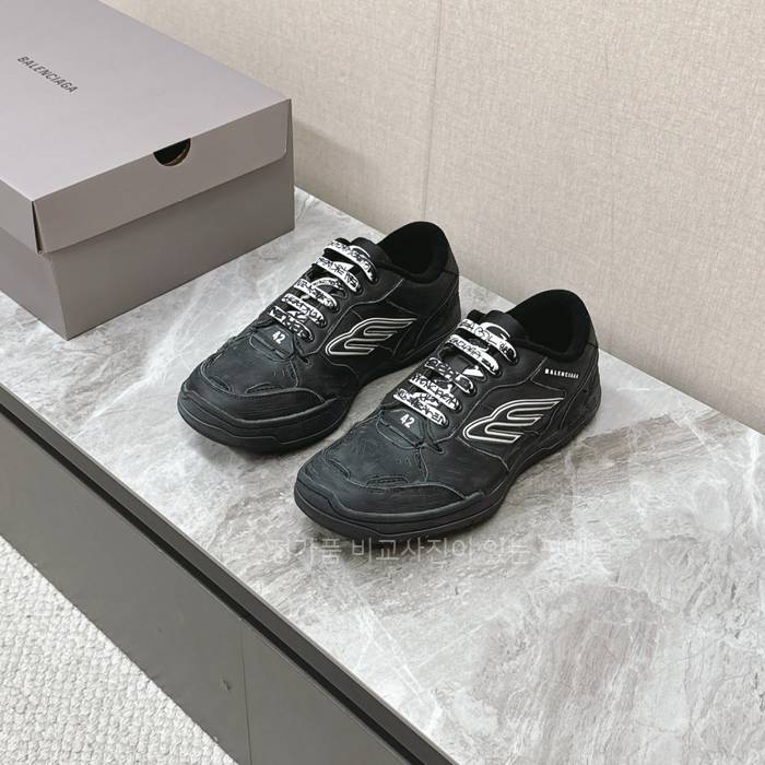 발*시아가 햄튼스 미디엄 원-아웃 스니커즈 남녀공용