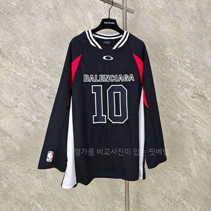 발*시아가xN*A 콜라보 롱슬리브 긴팔티셔츠