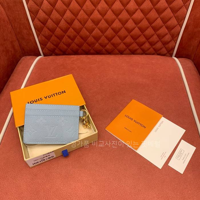루*비통 M83585 LV 참 카드 홀더