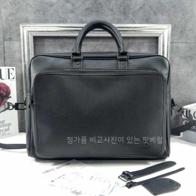 [국내배송] 루*비통 M26075 위켄더 백