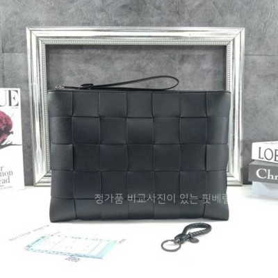 [국내배송] 보*가베네타 인트레치아토 블랙 클러치백