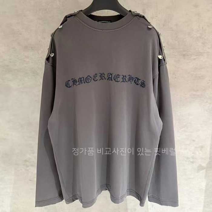 [국내배송] 크*하츠 로고 숄더 포인트 오버 롱슬리브