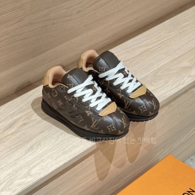 루*비통 LV 버터소프트 스니커즈 남녀공용