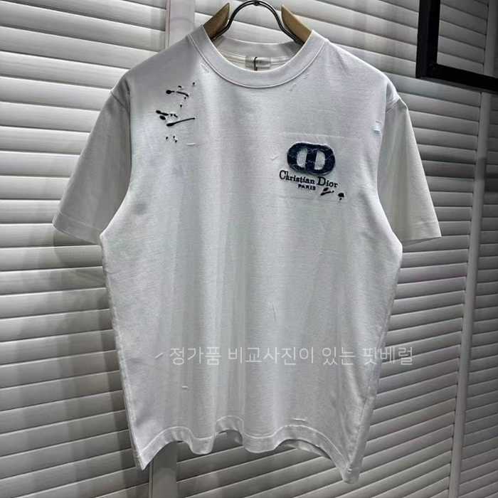 [국내배송] 디* 데님패치 데미지 자수반팔 (2color)