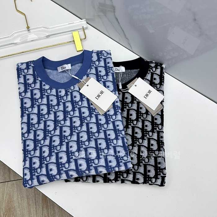 [국내배송] 디* 테리 오블리크 반팔 (2color)