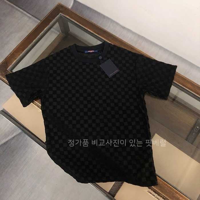 [국내배송] 루*비통 다미에 자가드 라운드 쿨링티셔츠 (2color)