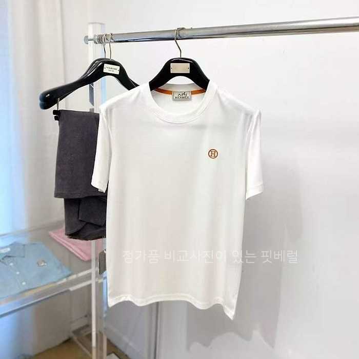 [국내배송] 에*메스 H 자수 반팔