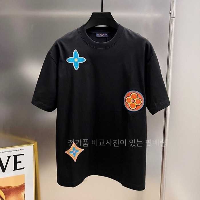 [국내배송] 루*비통 플라워 모노그램 패치 반팔