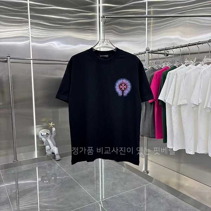 [국내배송] 크*하츠 반팔