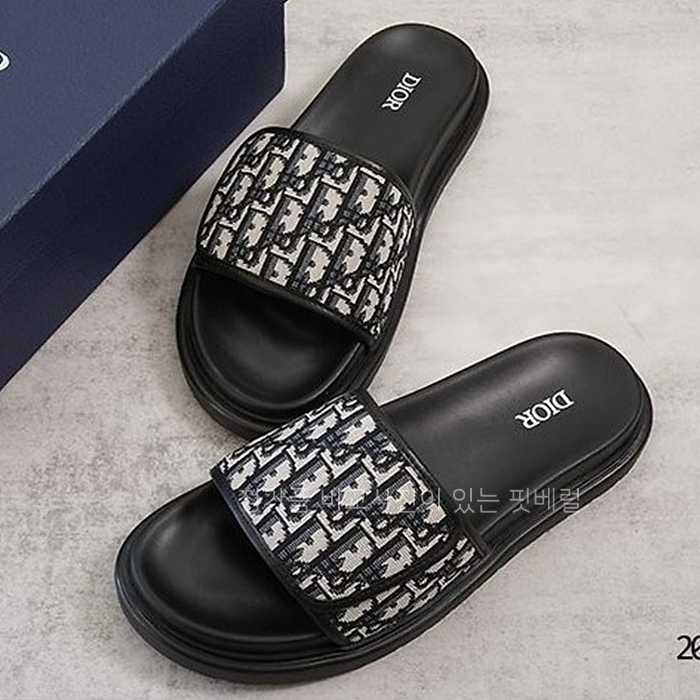 [국내배송] 디* 아쿠아 샌들 오블리크 자카드