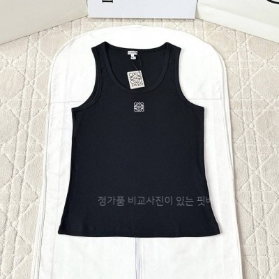 로*베 애너그램 슬리브리스 나시티셔츠