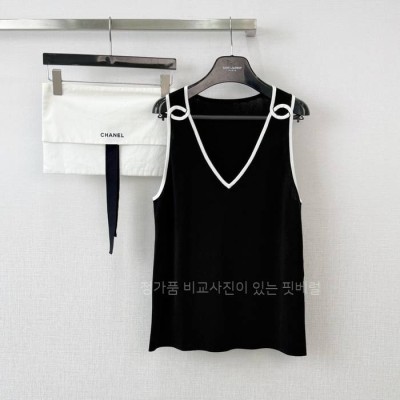 샤* V넥 슬리브리스 니트 탑